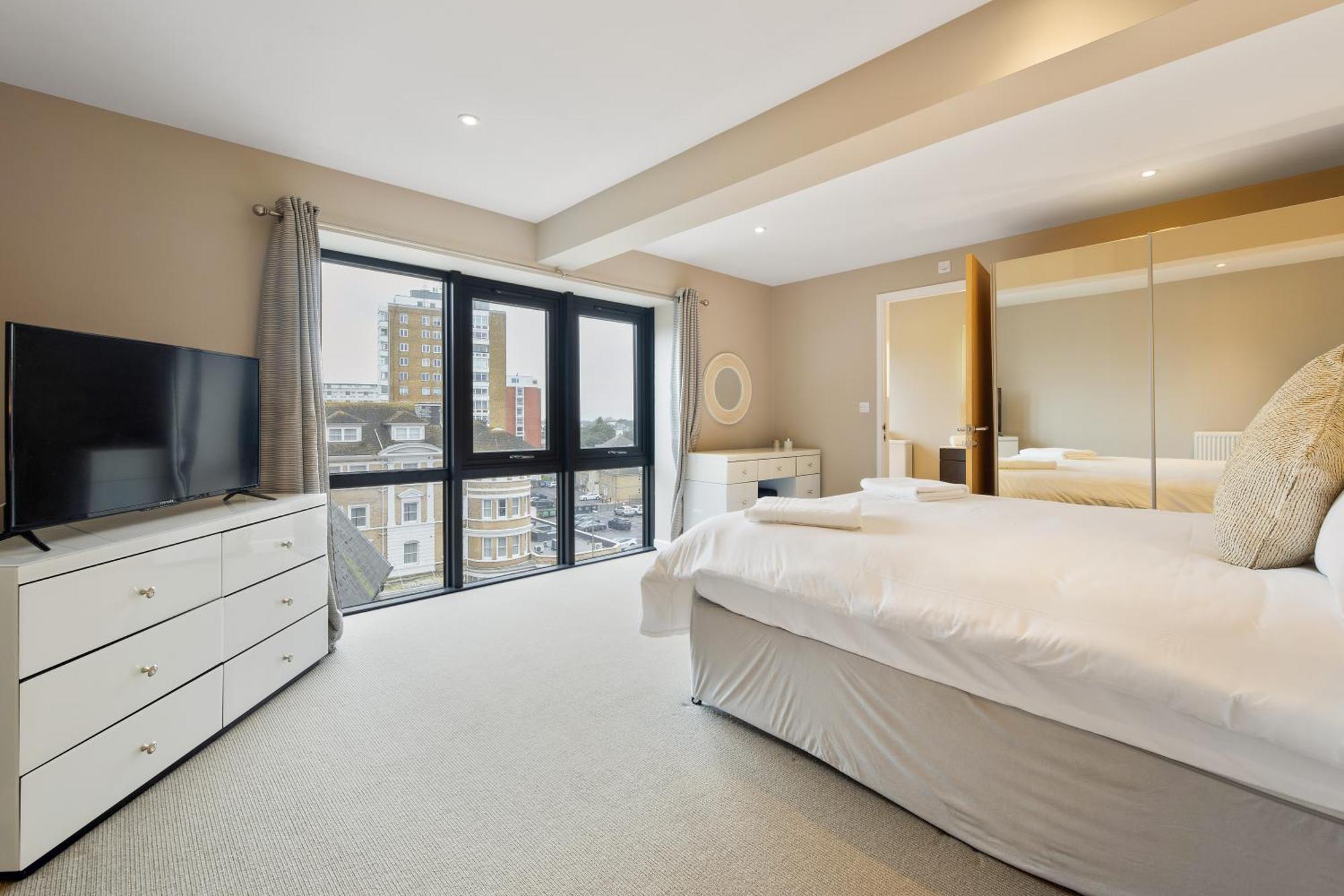 Westcliff Penthouse With Sea Views And Balcony Apartment Bournemouth Exterior foto